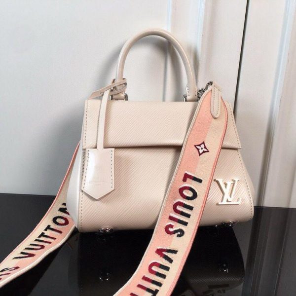 Louis Vuitton Cluny Mini in Light Pink  20*16*7.5 CM (Mirror Quality)