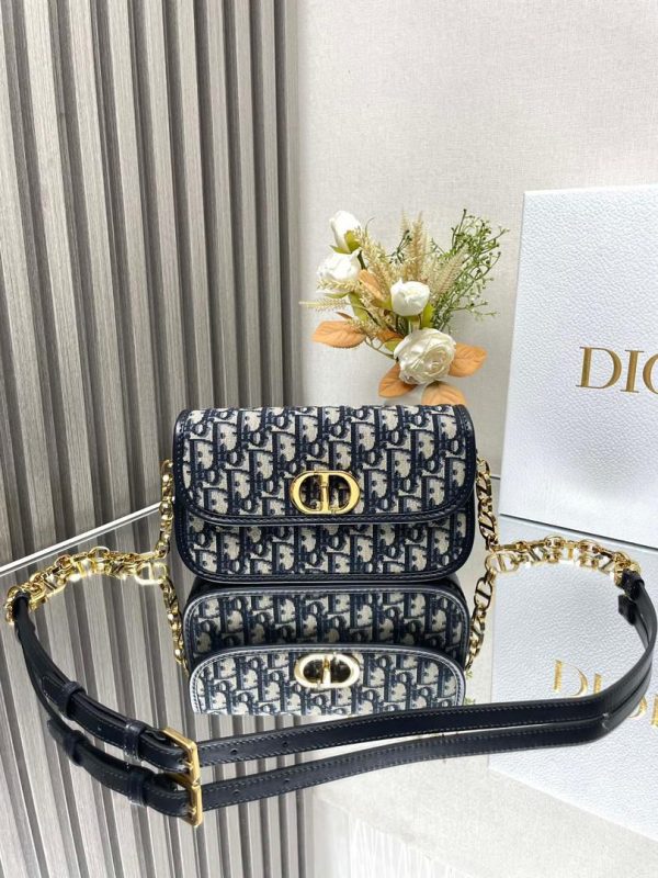 Christian Dior 30 Montaigne Avenue Bag in Blue 22.5*12.5*6.5 CM (Mirror Quality)