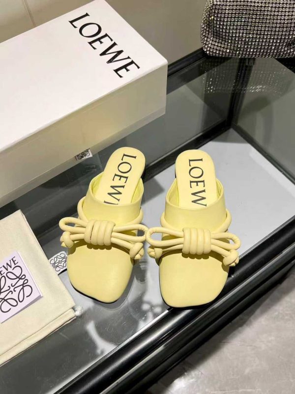 Loewe Flamenco Knot Mule in Yellow for Women